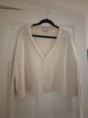 Urban Outfitters Cream V-Neck Button Front Sweater